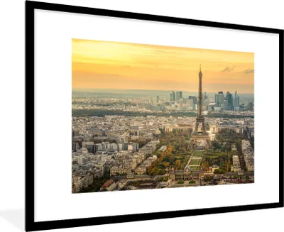 Produktbild von MuchoWow® Gerahmtes Poster Paris und der Eiffelturm mit einem sehr bunten Himmel 90x60 cm - Poster mit Schwarzem Bilderrahmen Wandposter Rahmen Foto Bilder - Wanddekoration - Fotos