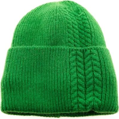 Immagine prodotto di Cappello per donna e bambino ideale per le fredde giornate autunnali e invernali con motivo a treccia verde