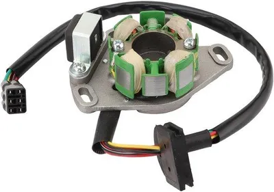 Productafbeelding van Magneto-stator vervangingsonderdeel voor RM250Z en RM250 modellen van 2001 tot 2006, met OEM-nummers 32101-37F00 en 32101-37F10