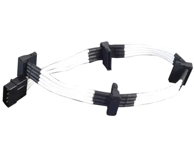 Produktbild von Silverstone 0.3m, Molex 4p/4xSATA, 0,3 m, Molex (4-pin), 4 x SATA 15-Pin, Männlich, Männlich, Gerade