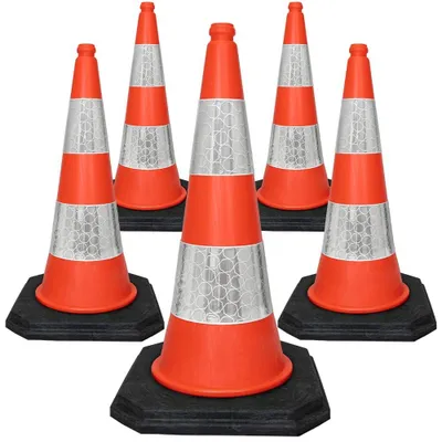 Obrázek produktu pro 750mm vysoký černý dopravní kužel s reflexní páskou