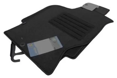 Produktbild von Teppich-Fußmatten für NISSAN Terrano (1993–1996) – langer Radstand
