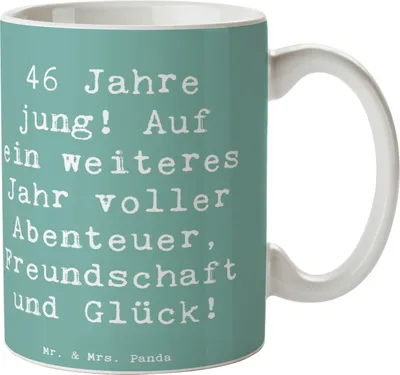 Produktbild von Mr. & Mrs. Panda Kaffeetasse Spruch 46. Geburtstag - Meeresbrise - Geschenk, Keramiktasse, Geburtstagsgeschenk, Geburtstagsspruch, liebevolle Geschenke, Inspirierend