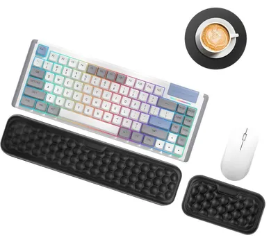 Immagine prodotto di Set ergonomico da scrivania 3-in-1: tappetino per mouse, poggiapolsi per tastiera, realizzato inPoliuretanocon memory foam, antiscivolo, colore nero