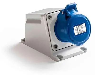 Produktbild von Famatel 23292 2p+t Ip44 Basis Oberfläche 32a 220v Weiß Weiß One Size