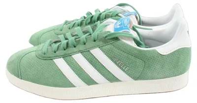 Image de Baskets Adidas, taille 44 2/3