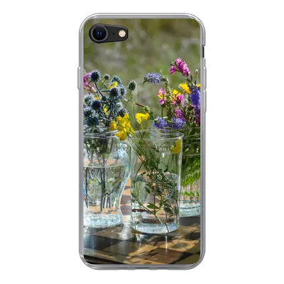 Produktbild von MuchoWow® Handyhülle Schutzhülle Hülle für iPhone SE 2020 Vase - Blumen - Farben Silikon Softcase Handy Hülle - Kartenbesitzer
