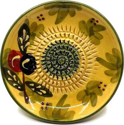 Produktbild von Kaladia Keramik Reibeteller handbemalt in Grün mit Olive - Durchmesser ca. 12cm - spülmaschinengeeignet