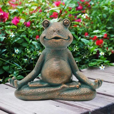 Image de Figurine de grenouille pour la méditation et le yoga, décoration pour le salon et le jardin – Figurine de grenouille pour jardin zen, bureau, décoration miniature – Cadeau amusant pour les femmes, les mamans, les jardins féériques, 13 cm, cuivre