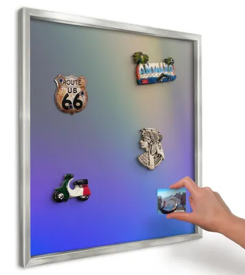Produktbild von Magnettafel 50x50 cm in einem silbernen Rahmen - Magnetische Metalltafel, Magnetpinnwand zur Wandmontage für Wohnzimmer, Küche, Flur, Kinderzimmer und Büro - Feiner Farbverlauf