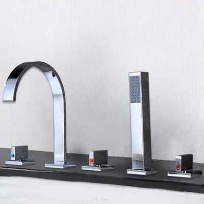Produktbild von Badezimmerarmatur, 5-fach - Wasserfallauslauf - Handbrause - Verchromt, poliert - Moderne Mischbatterie aus Messing