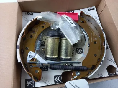 Productafbeelding van Originele Peugeot remset achter, artikelnummer 424234