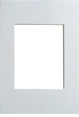 Zdjęcie produktu dla Walther Galeryjne Passepartout 30x40 cm polarweiß dla A4