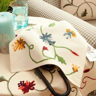 Produktbild von Stickset mit 100 Farben, Stickstift, Nadeln und 138 Farbfäden für Handarbeiten und Nähen