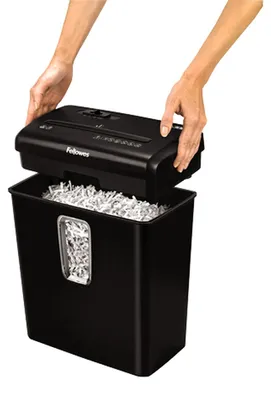 Produktbild von Fellowes Aktenvernichter Powershred® P-30C, 6 Blatt Partikelschnitt (P-4), für Zuhause; 6008101