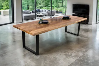 Produktbild von Esstisch Baumkante massiv Mango 300 x 100 U-Gestell schwarz CALI, KI-generiertes Bild