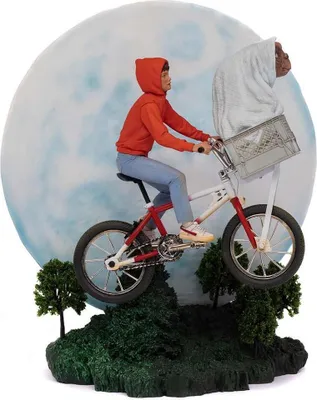Zdjęcie produktu dla Iron Studios E.T. The Extra Terrestrial - ET & Elliot Deluxe Statue 1/10