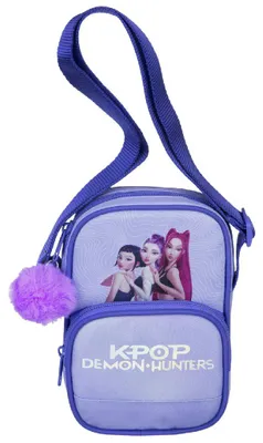 Imagen del producto de Bolsa de hombro van der Meulen, diseño "Demon Hunters" de KPop, color morado, con pompón