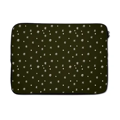 Produktbild von MuchoWow® Laptop Hülle 13 Zoll Schnee - Winter - Schwarz Laptoptasche - Laptophülle - Sleeve - Rundumschutz