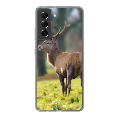 Produktbild von MuchoWow® Handyhülle Schutzhülle Hülle für Samsung Galaxy S21 FE Rothirsch - Wiese - Grün Silikon Softcase Handy Hülle - Mobiltelefonhülle