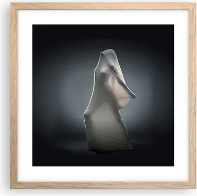 Produktbild von Gerahmtes Poster - Rahmen in heller Eiche - Künstlerisch Frau Kampf - 40x40 cm - Wand Bild - Wanddeko - Wandbilder - Wandposter - Bilderrahmen - Bilder - Kunstdruck - Wandbild - P2NAC40x40-4167