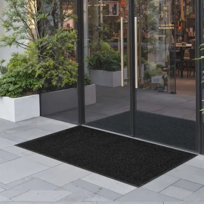 Immagine prodotto di Tappetino antisporco - Zerbino e tappetino per porte - 152,4 x 91,4 cm - Per interni ed esterni - Supporto in PVC - Lavabile - A righe - Grigio