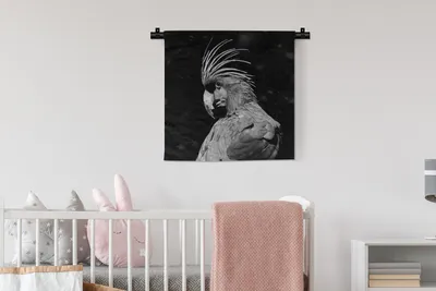 Produktbild von MuchoWow® Wandteppich Wandbehang Porträt eines Goldkakadus auf schwarzem Hintergrund - schwarz und weiß 60x60 cm Tapisserie Dekoration Wandtuch - Dekorationen - Wand Decke