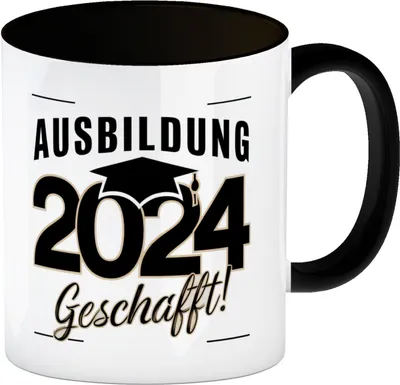 Produktbild von Ausbildung 2024 Geschafft Kaffeebecher in schwarz mit Doktorhut