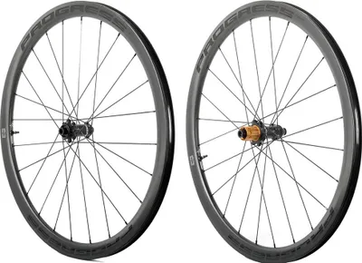 Produktbild von Progress Aero Cl Disc Tubeless Rennrad Laufradsatz Silber 12 x 100/12 x 142 mm / Sram XDR Silber 12 x 100/12 x 142 mm