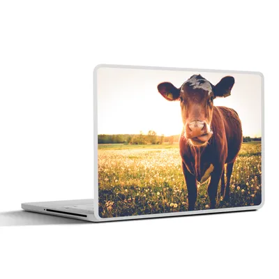 Produktbild von MuchoWow® Laptop Aufkleber Sticker Cover Kuh - Sonnenuntergang - Blumen - Gras - Tiere 32.5x23.5 cm - Sticker für Laptop - Selbstklebend
