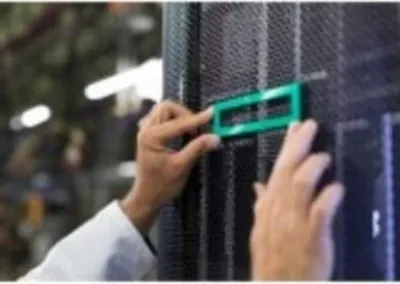 Produktbild von HPE SFF NHP SATA - Konverterset - für ProLiant