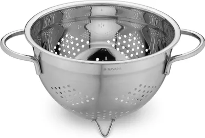 Zdjęcie produktu dla Navaris durszlak do makaronu ze stali nierdzewnej duży - Ø20cm durszlak z nóżkami - durszlak do odcedzania - durszlak do nalewania - metalowa pomoc do nalewania