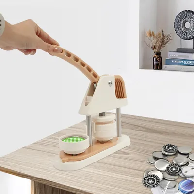 Zdjęcie produktu dla Maszyna do produkcji przypinek 58 mm – prasa do przypinek – zestaw z matrycą i akcesoriami – przypinki DIY – jasnożółty