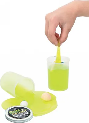 Produktbild von Crazy Schleim mit Körperteilen als Halloween Scherzartikel