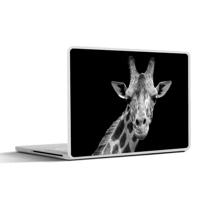 Produktbild von MuchoWow® Laptop Aufkleber Sticker Cover Giraffe - Wildtiere - Schwarz - Weiß - Porträt 40x30 cm - Laptop Dekoration - Selbstklebend