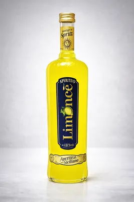Produktbild von Limoncè Aperitivo 0,7L – Italienischer Zitronen-Aperitif aus Sizilien, 14,8% Vol.- [Enthält Sulfite]
