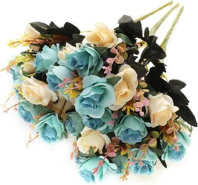 Immagine prodotto di Uniqoos® Set di 6 rose artificiali in seta – 12 boccioli blu, facili da curare, lunghezza 33 cm, diametro 5 cm – Composizione decorativa per tavolo e matrimonio