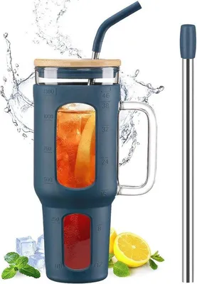 Produktbild von Famanu Glasbecher mit Deckel und Strohhalm, 1400 ml mit Griff - BPA-freier Eiskaffeebecher