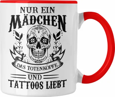 Produktbild von Trendation - Tattoos Frauen Tasse Tätowiererin Geschenk Kaffeetasse Tattoo Totenkopf Tassen (Rot)