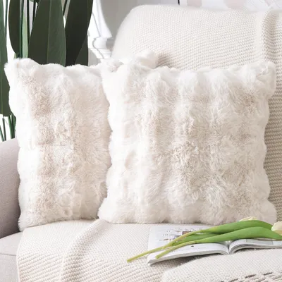 Produktbild von Set aus 2 weichen, flauschigen Dekokissenbezügen aus kurzem Wollsamt im n Stil für Sofa und Schlafzimmer, cremeweiß, 50 x 50 cm