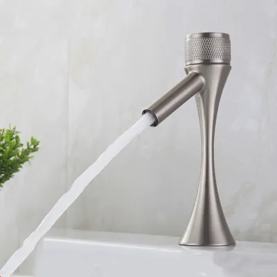 Immagine prodotto di 304 Rubinetto in acciaio inox Lavandino del bagno sotto il bacino del contatore Rubinetto antico - Tipo A