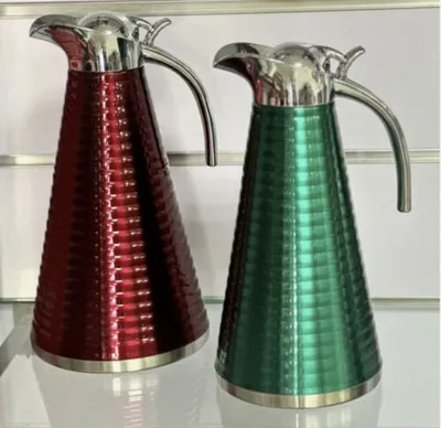 Produktbild von Thermoskanne - 2 Stück Edelstahl-1,5 und 2 Liter - Rot und Grün