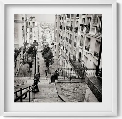 Produktbild von Schwarz-Weiß-Ansicht einer Stadtstraße– Wandbild mit Rahmen – Gerahmtes Bild  – Wanddekoration – 50x50 cm –  Weiß Rahmen