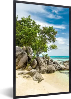 Produktbild von MuchoWow® Gerahmtes Poster Strand - Steine - Meer - Sommer 20x30 cm - Poster mit Schwarzem Bilderrahmen Wandposter Rahmen Foto Bilder - Drucken - Bilder Poster im Rahmen