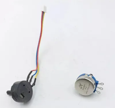 Zdjęcie produktu dla Potencjometr RV28P1