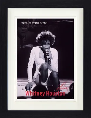 Zdjęcie produktu dla Whitney Houston Oprawiony Obraz Z Eleganckim Passepartout | Wall Art | W Ramie Obrazu - Saving All My Love For You B/W (40 x 30 cm)