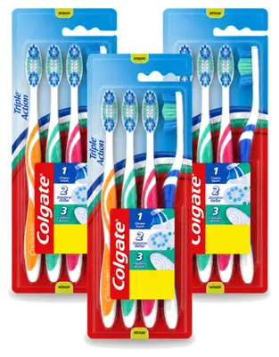 Imagen del producto de 3 cepillos de dientes Colgate Triple Acción, tamaño medio, pack ahorro - 3 unidades