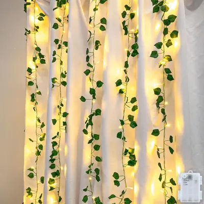 Obrázek produktu pro Světelný řetěz, 5 metrů - 50 LED diod - Napájení: baterie - S časovačem - Teplá bílá barva - Vhodné pro vánoční výzdobu - Pro použití uvnitř i venku