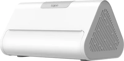 A white and gray TP-Link Tapo H500 Basiseinheit device is shown from a diagonal front-side angle against a white background.