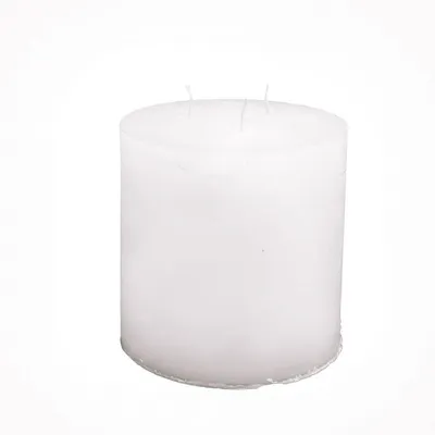 Obrázek produktu pro Svíčka značky Stumpenkerze, rozměry 15 × 15 cm, bílá barva, doba hoření cca 90 hodin.